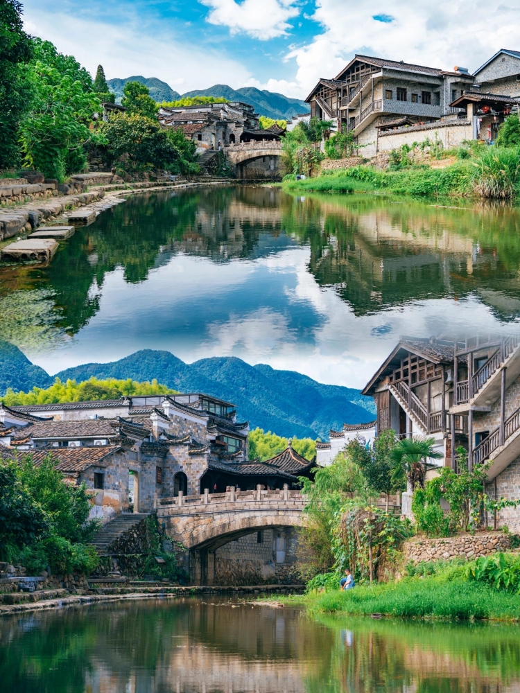 江山如此多娇，良缘在此相邀